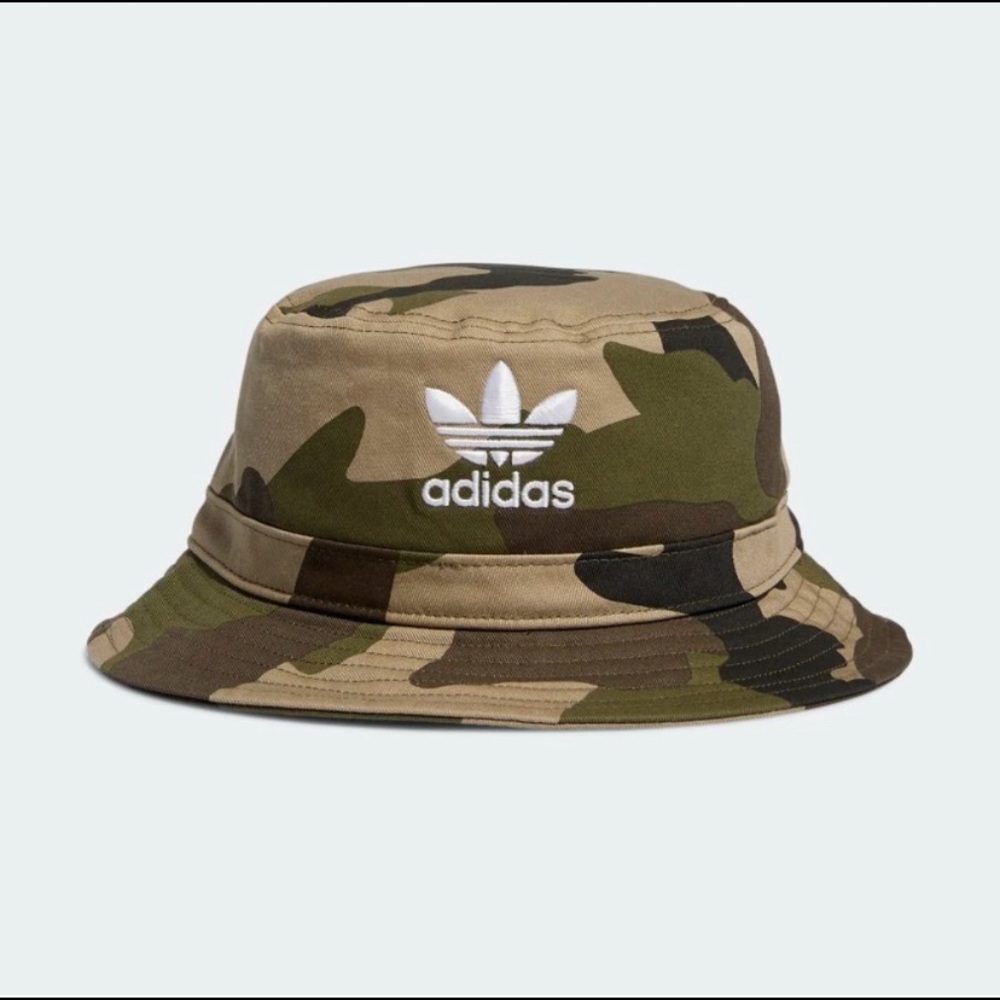 Camo bucket hat